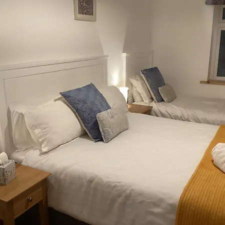 Retreats Harbour Lights Apartment